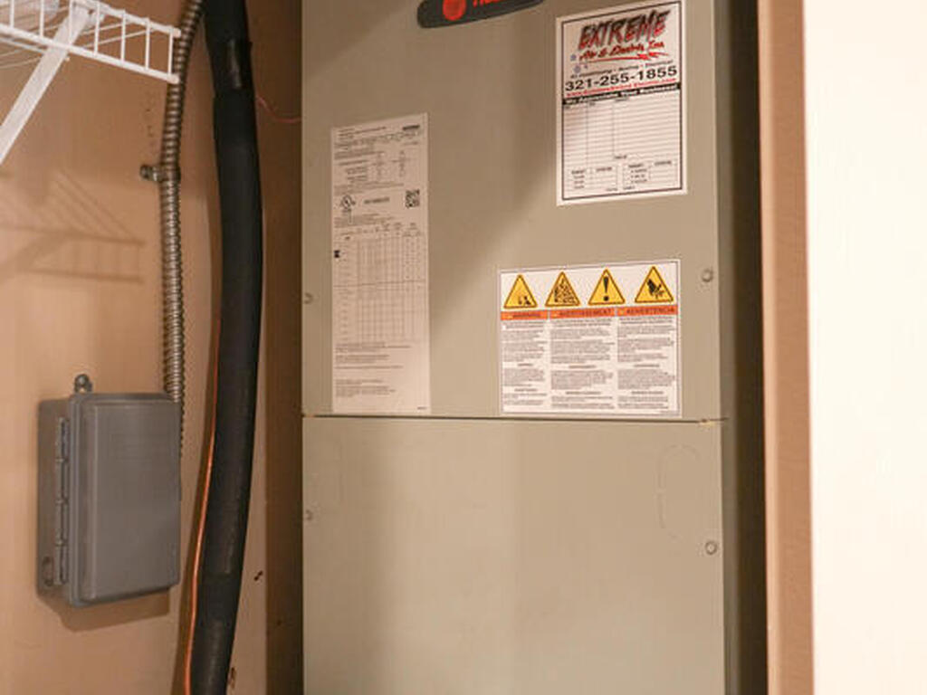 283 Murano Drive, West Melbourne, FL 32904