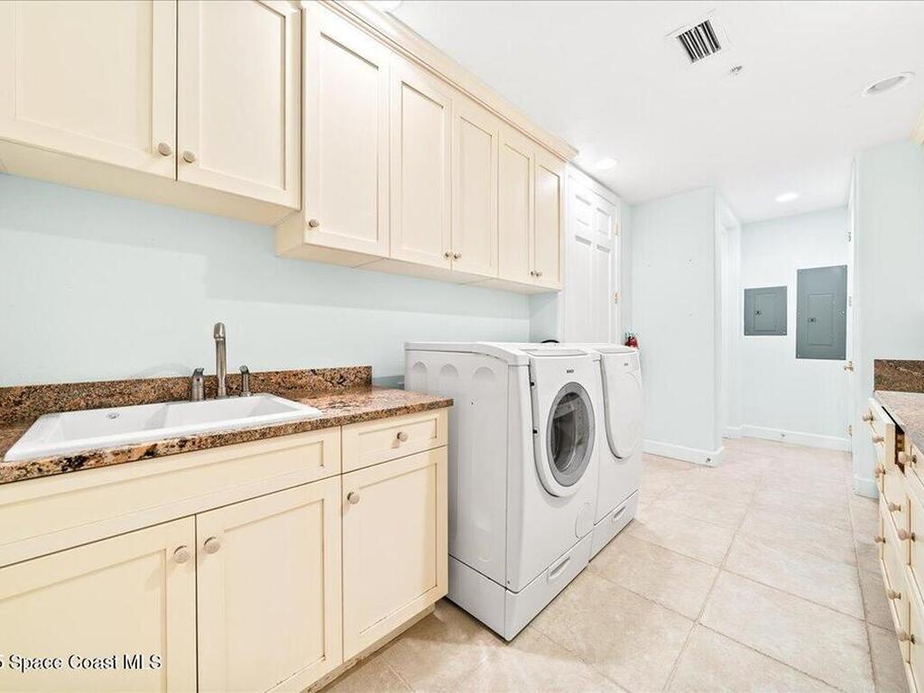 2300 Front Street, Melbourne, FL 32901