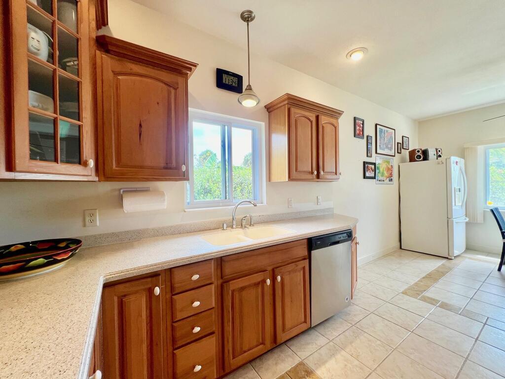 6807 S Indian River Drive, Fort Pierce, FL 34982