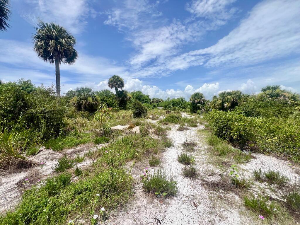 6807 S Indian River Drive, Fort Pierce, FL 34982