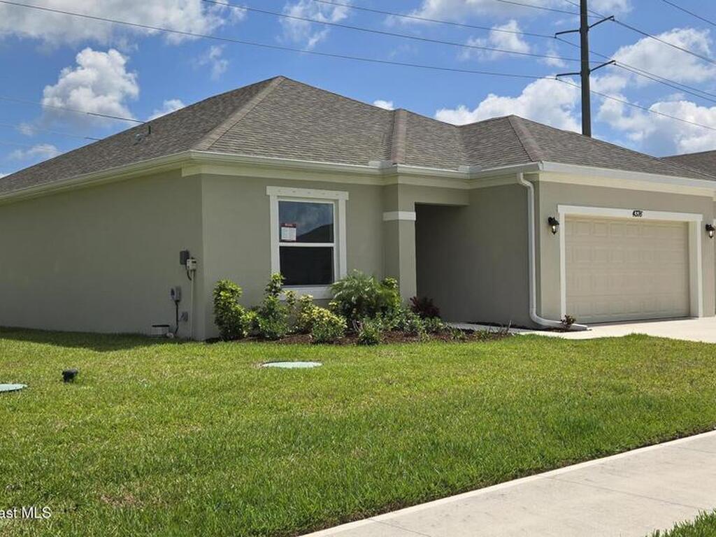 4376 Kelsey Lane, Micco, FL 32976