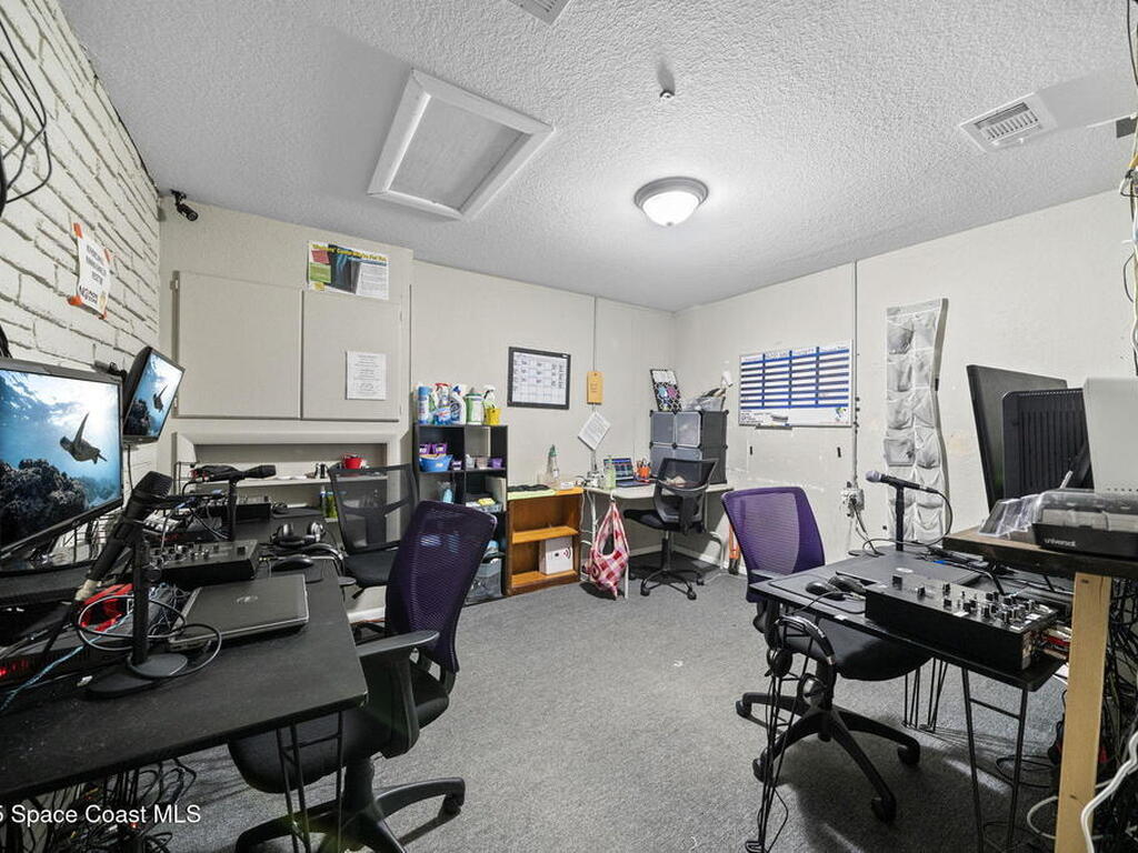 604 E New Haven Avenue, Melbourne, FL 32901