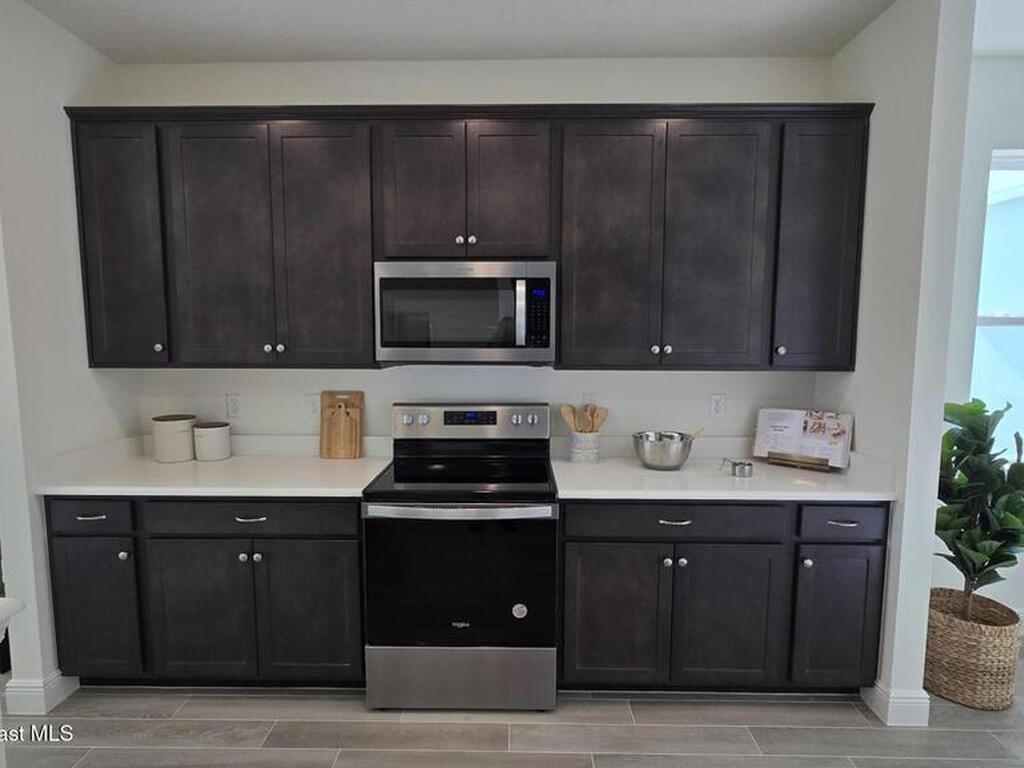 4346 Kelsey Lane, Micco, FL 32976