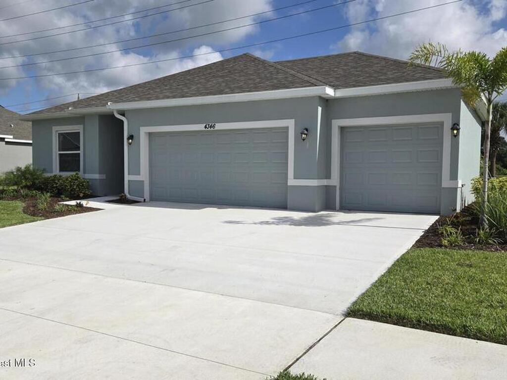 4346 Kelsey Lane, Micco, FL 32976