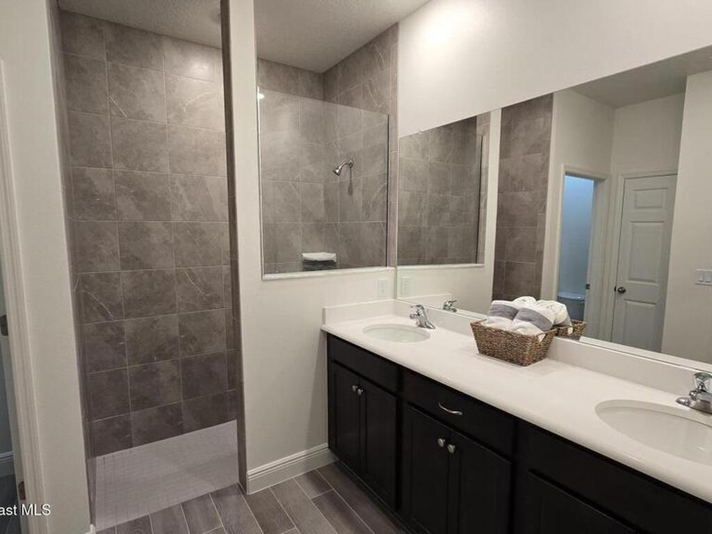 4346 Kelsey Lane, Micco, FL 32976