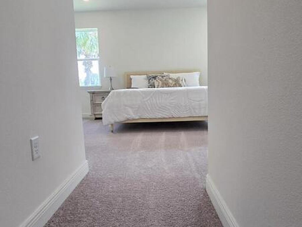 4346 Kelsey Lane, Micco, FL 32976