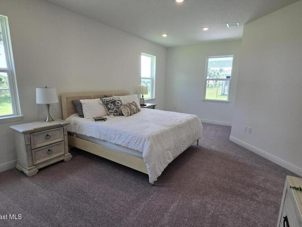 4346 Kelsey Lane, Micco, FL 32976