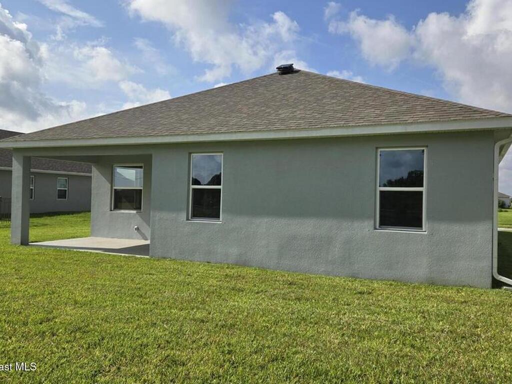 4346 Kelsey Lane, Micco, FL 32976