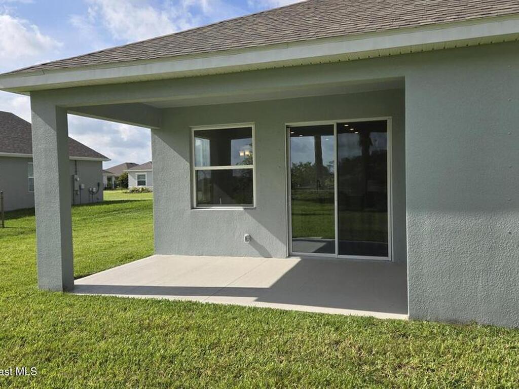 4346 Kelsey Lane, Micco, FL 32976