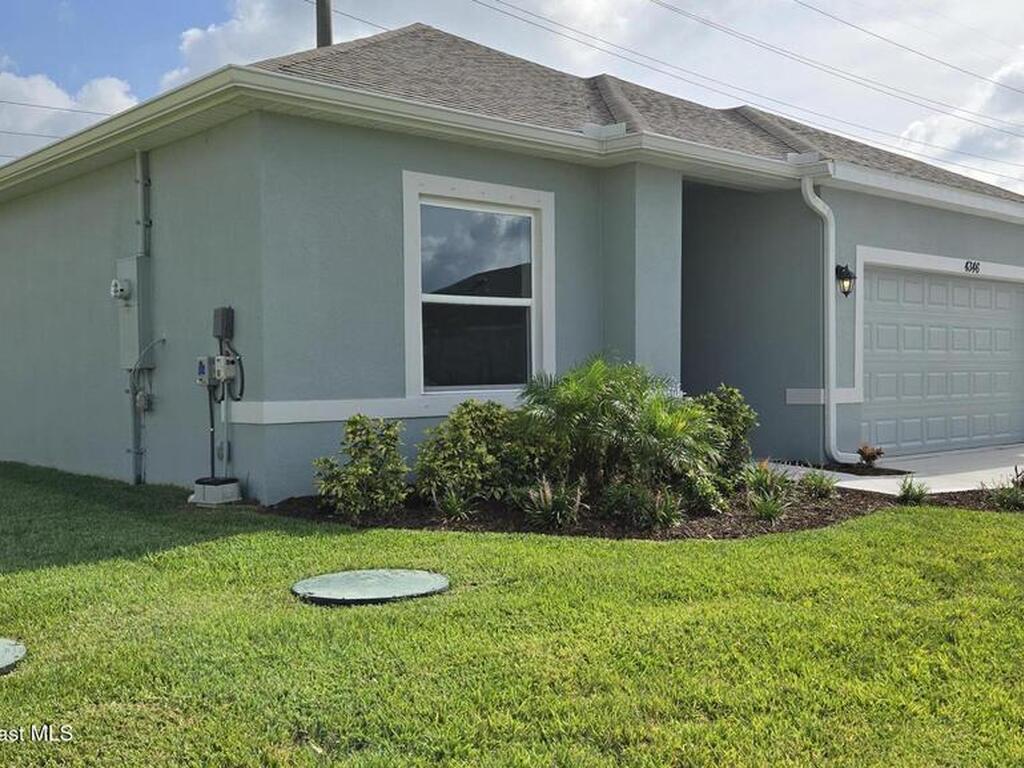 4346 Kelsey Lane, Micco, FL 32976