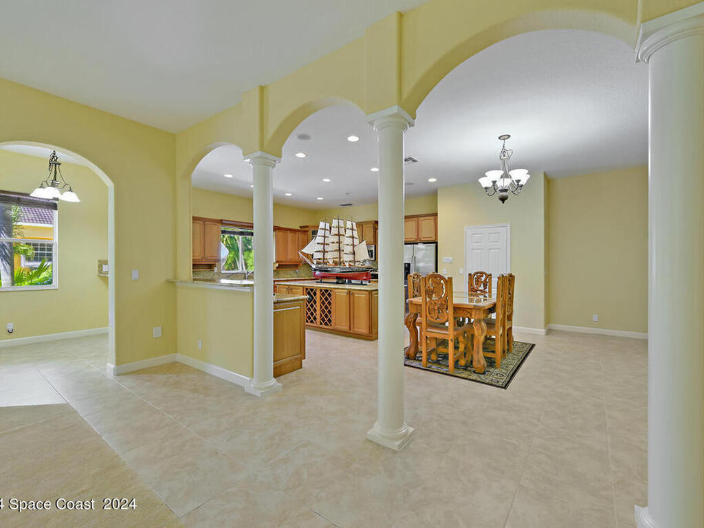 8073 S Indian River S Drive, Fort Pierce, FL 34982