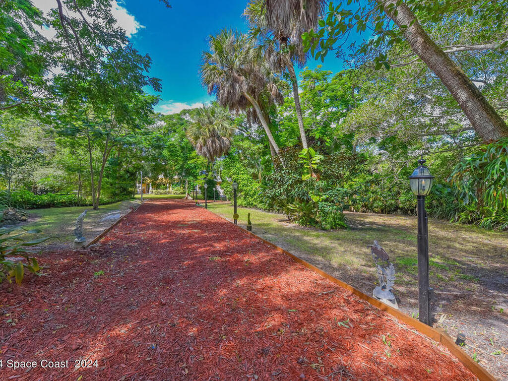 8073 S Indian River S Drive, Fort Pierce, FL 34982