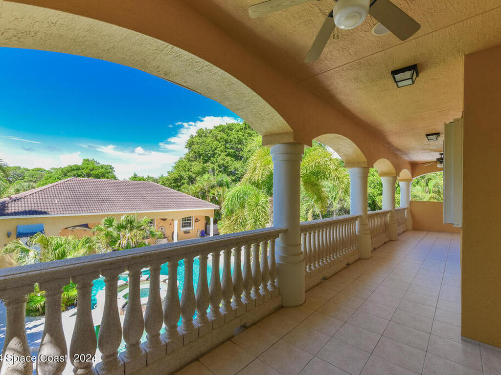 8073 S Indian River S Drive, Fort Pierce, FL 34982