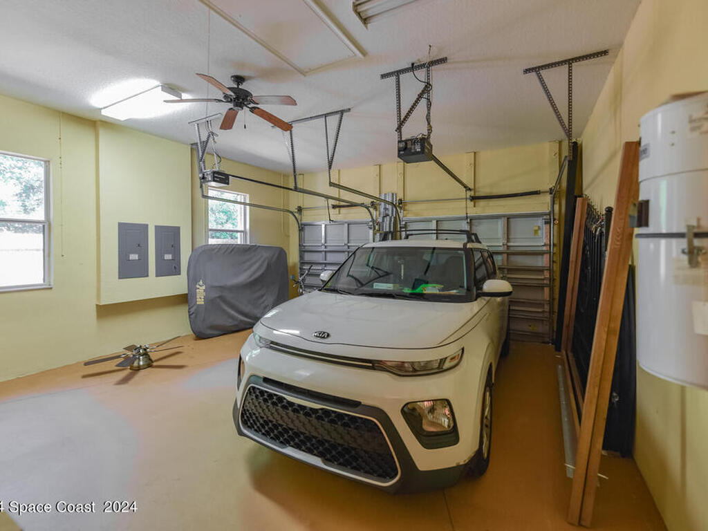 8073 S Indian River S Drive, Fort Pierce, FL 34982