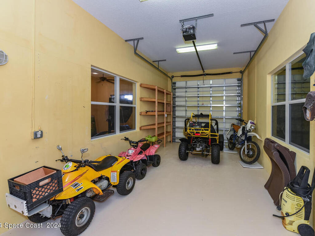 8073 S Indian River S Drive, Fort Pierce, FL 34982