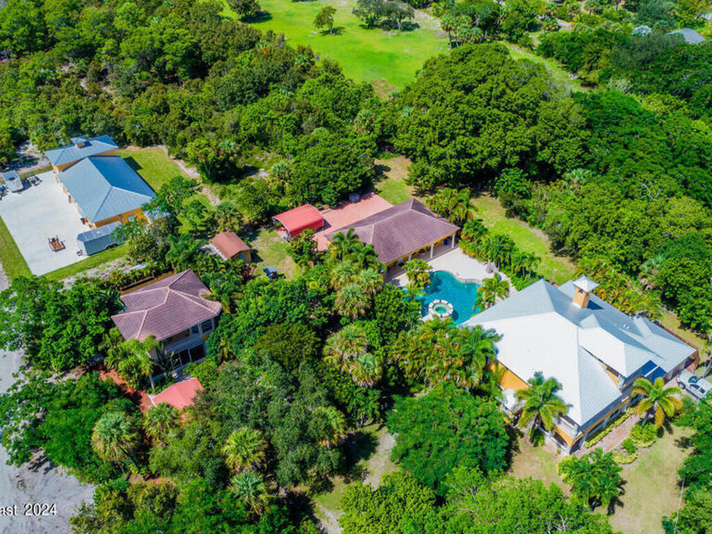 8073 S Indian River S Drive, Fort Pierce, FL 34982