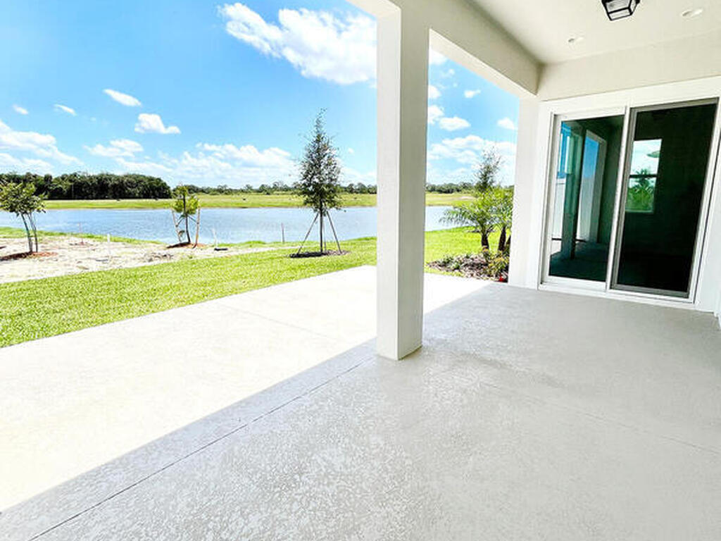 2938 Pangea Circle, Melbourne, FL 32940