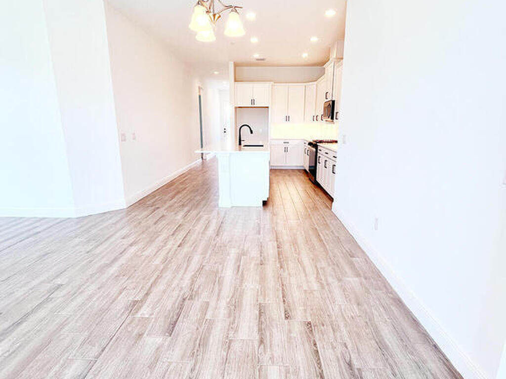 2938 Pangea Circle, Melbourne, FL 32940