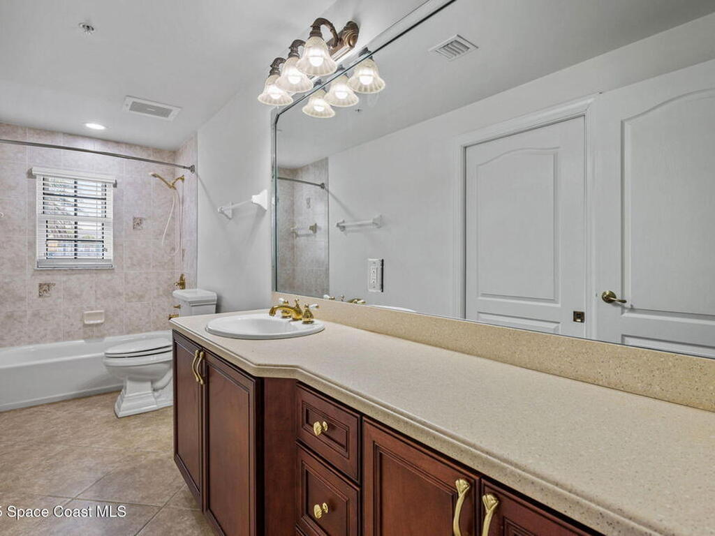 4975 Dixie Hwy, Palm Bay, FL 32905