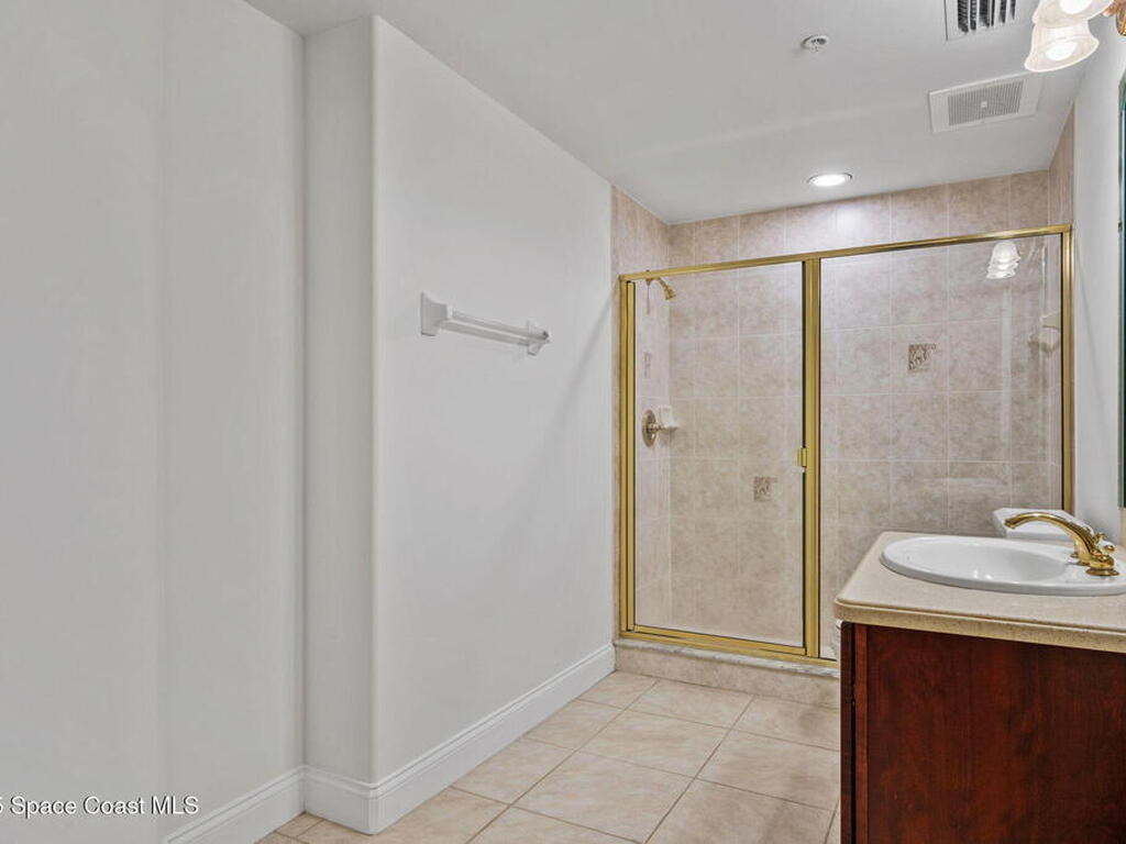 4975 Dixie Hwy, Palm Bay, FL 32905