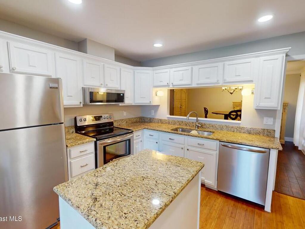 216 Country Club Drive, Suntree, FL 32940