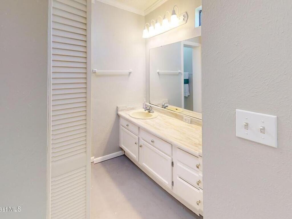 216 Country Club Drive, Suntree, FL 32940