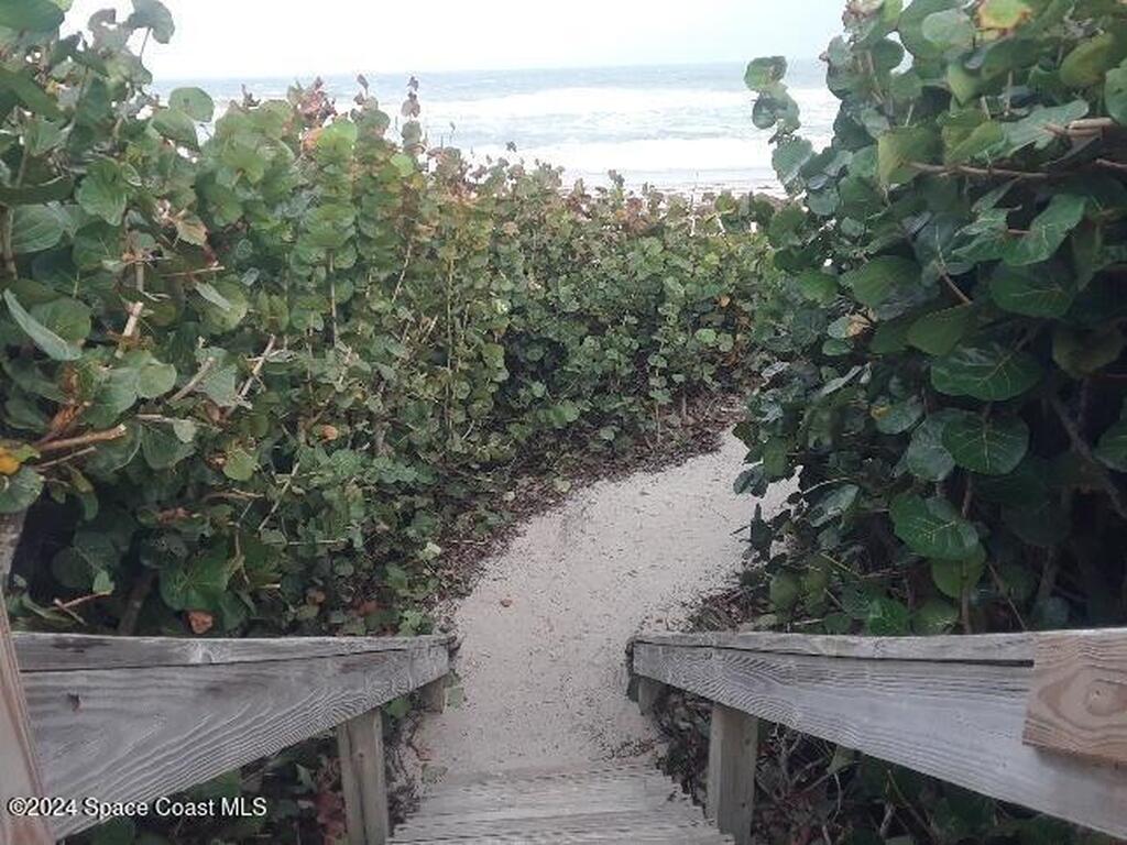 995 N Highway A1a, Indialantic, FL 32903