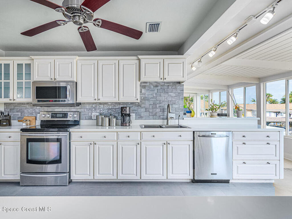 1730 E Central Avenue, Merritt Island, FL 32952