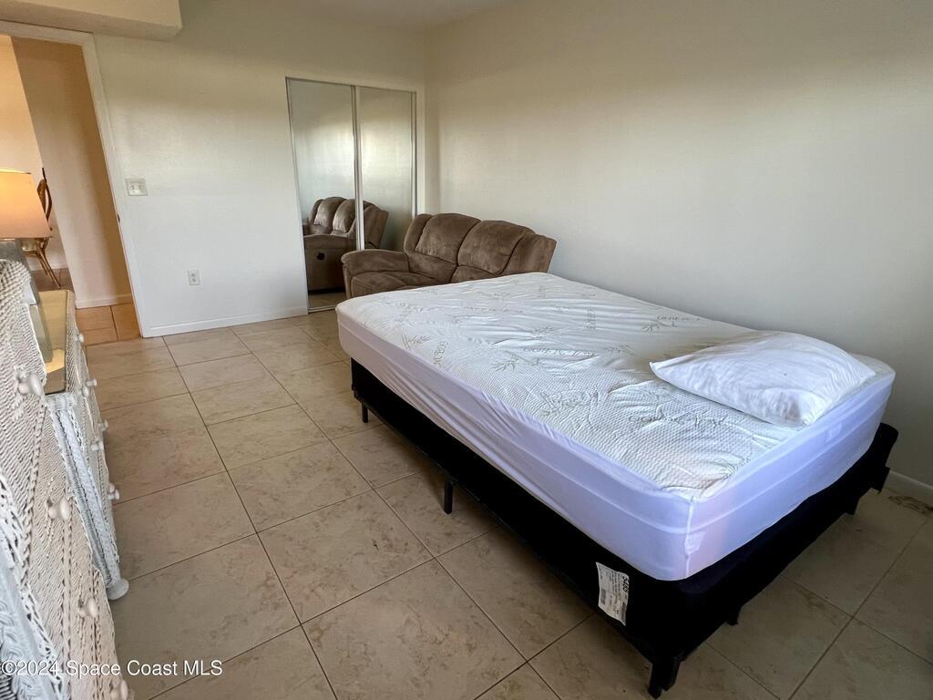 22 Tulip Avenue, Cocoa Beach, FL 32931