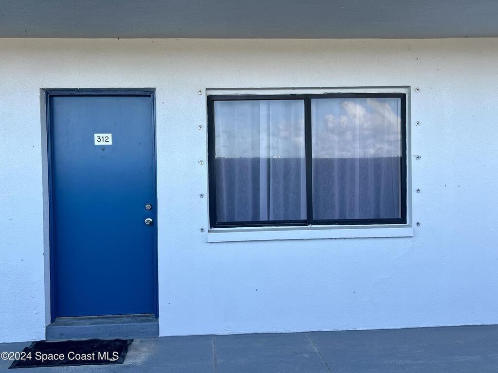 22 Tulip Avenue, Cocoa Beach, FL 32931