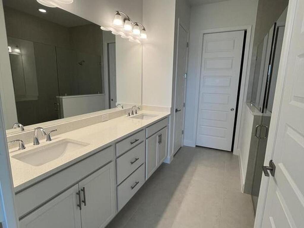 3048 Pangea Circle, Melbourne, FL 32940