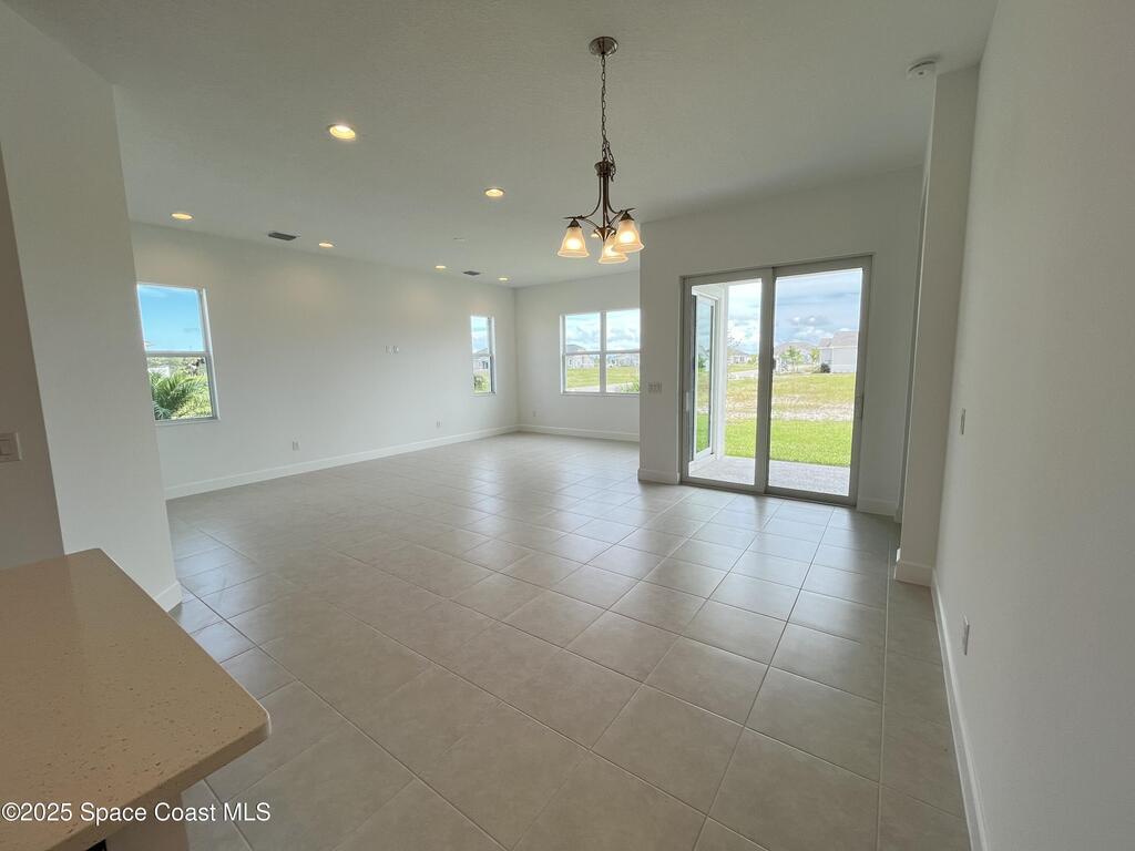 3048 Pangea Circle, Melbourne, FL 32940