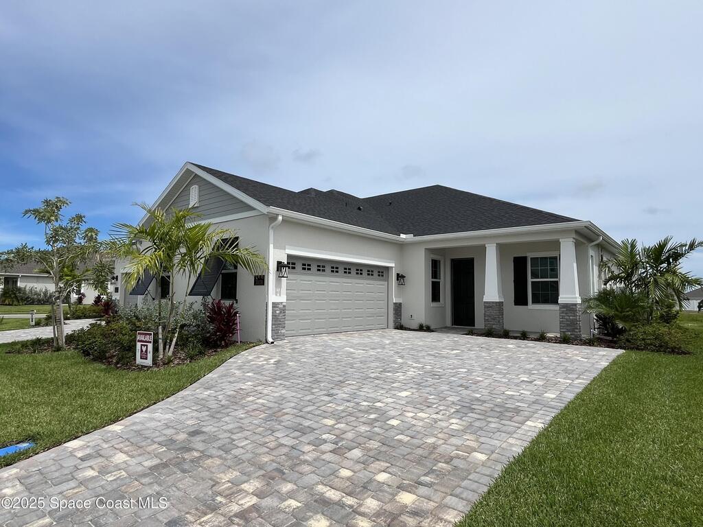 3038 Pangea Circle, Melbourne, FL 32940