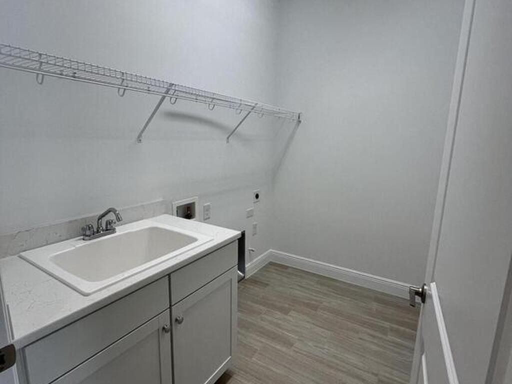 3038 Pangea Circle, Melbourne, FL 32940