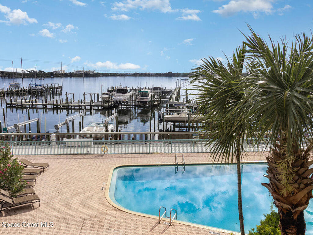 102 Riverside Drive, Cocoa, FL 32922