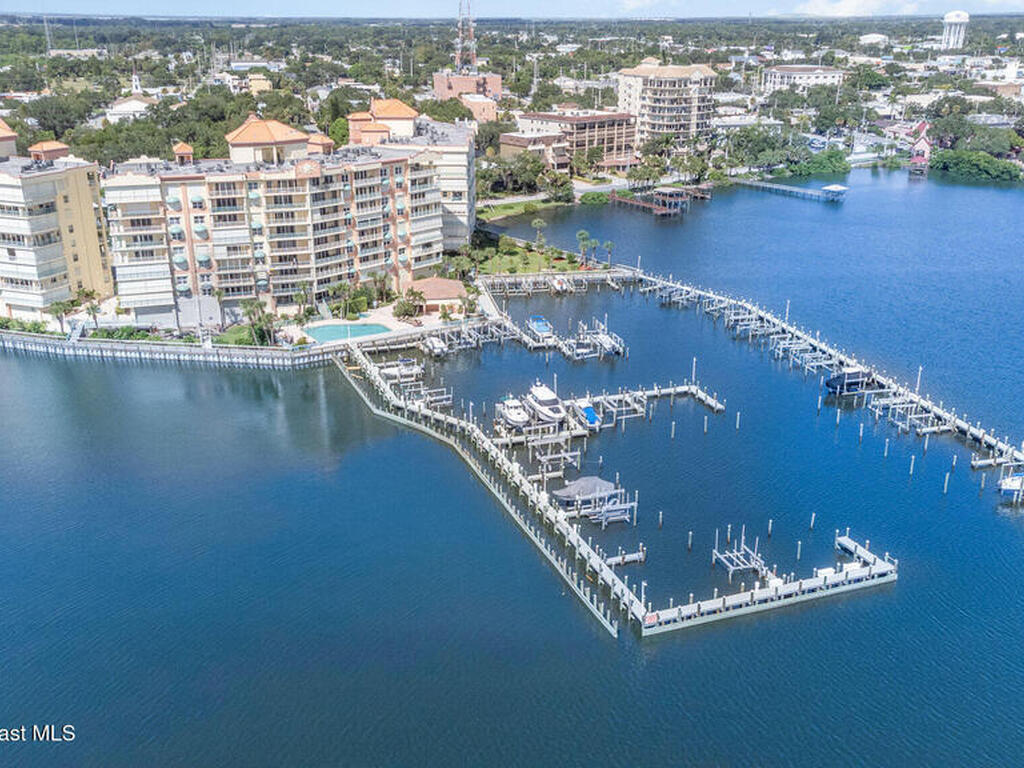 102 Riverside Drive, Cocoa, FL 32922