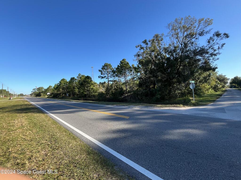 6855 Babcock Street, Malabar, FL 32950