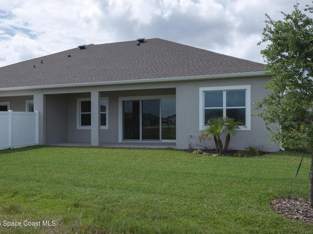 3088 Pangea Circle, Melbourne, FL 32940