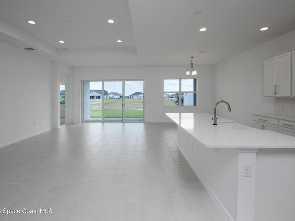 3088 Pangea Circle, Melbourne, FL 32940