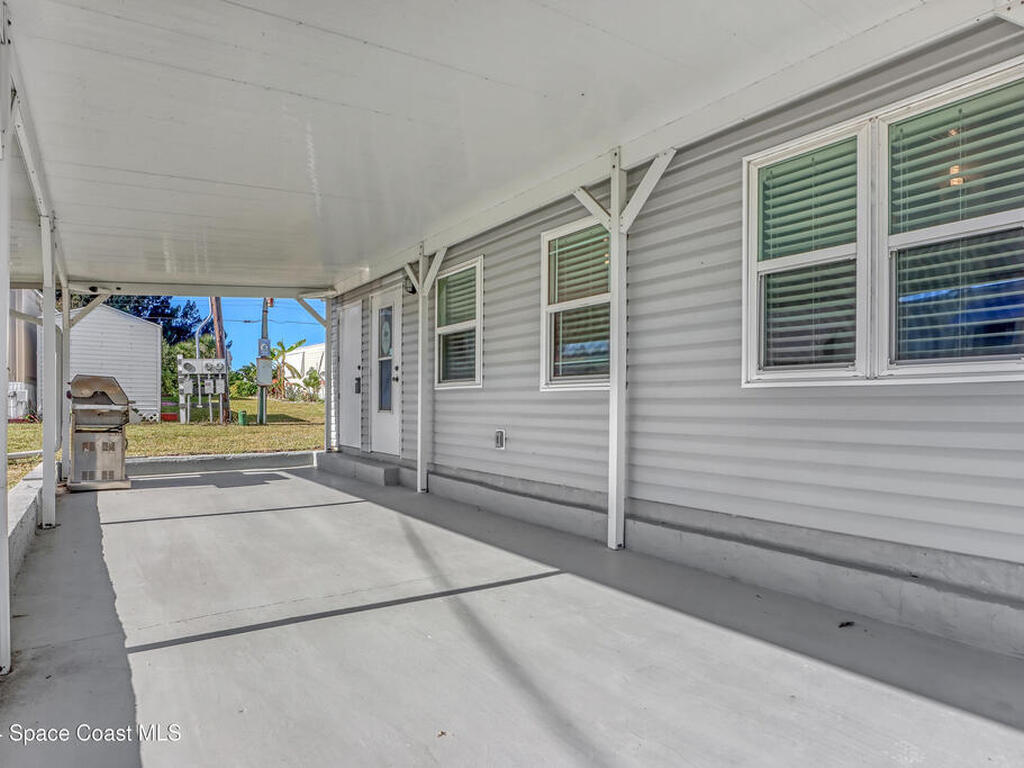 2971 Indian River Drive, Palm Bay, FL 32905