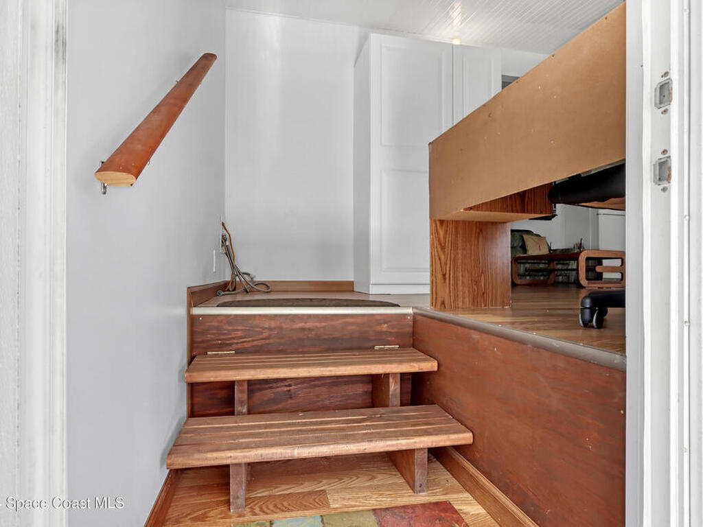 2971 Indian River Drive, Palm Bay, FL 32905