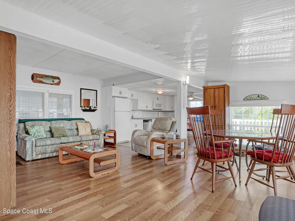 2971 Indian River Drive, Palm Bay, FL 32905