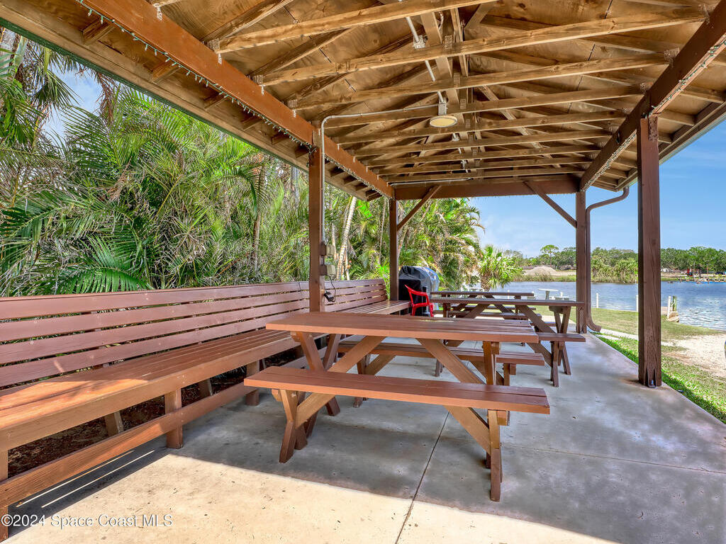 2971 Indian River Drive, Palm Bay, FL 32905