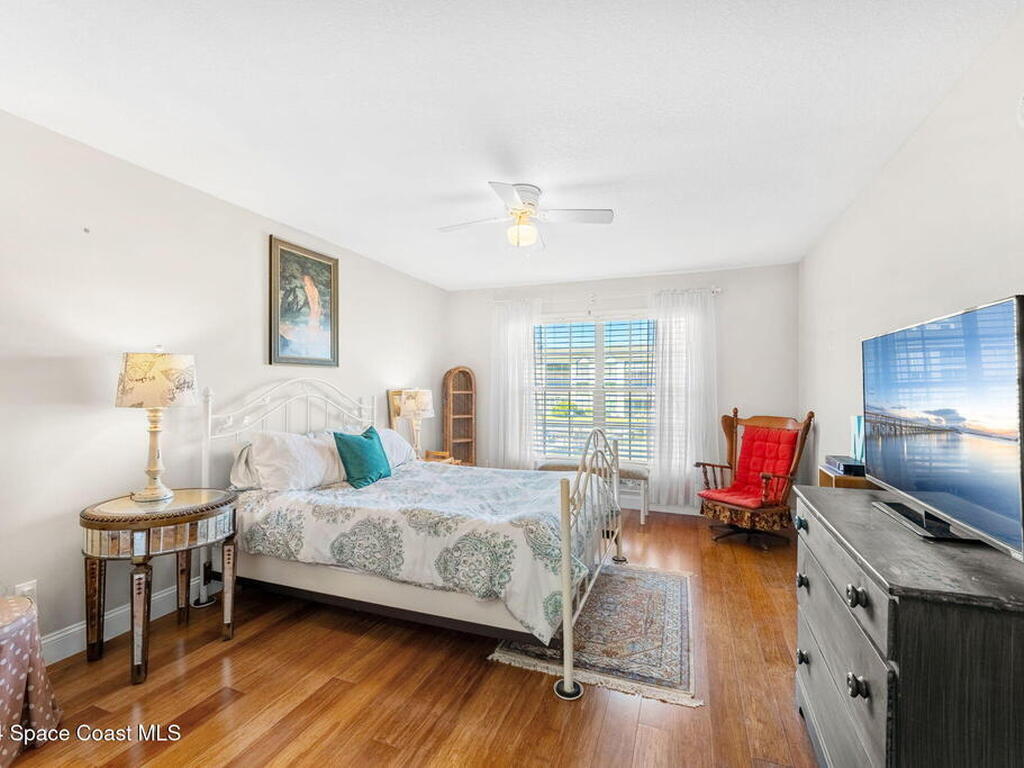 550 S Brevard Avenue, Cocoa Beach, FL 32931