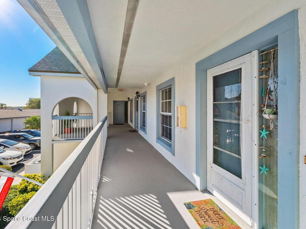 550 S Brevard Avenue, Cocoa Beach, FL 32931