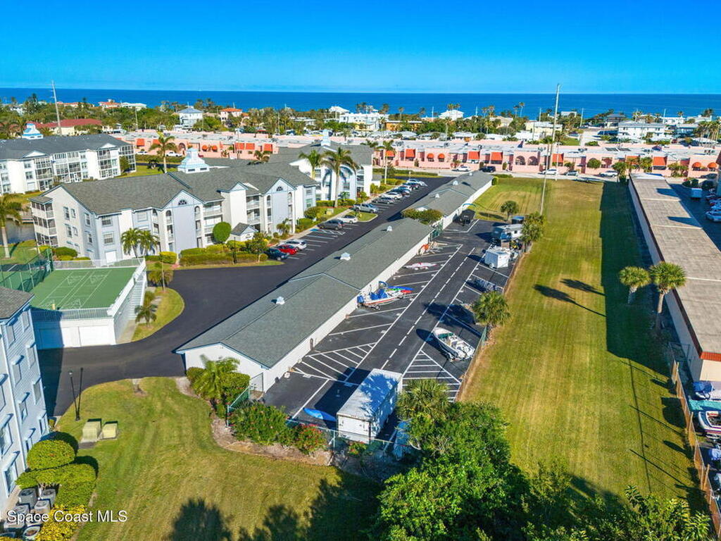 550 S Brevard Avenue, Cocoa Beach, FL 32931