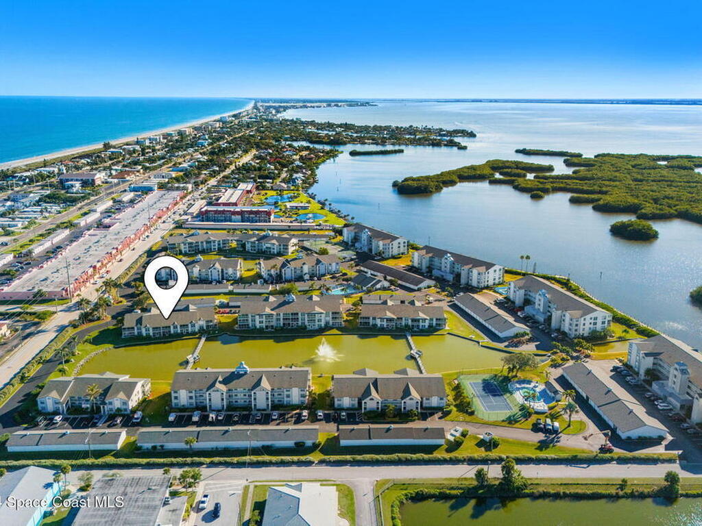 550 S Brevard Avenue, Cocoa Beach, FL 32931