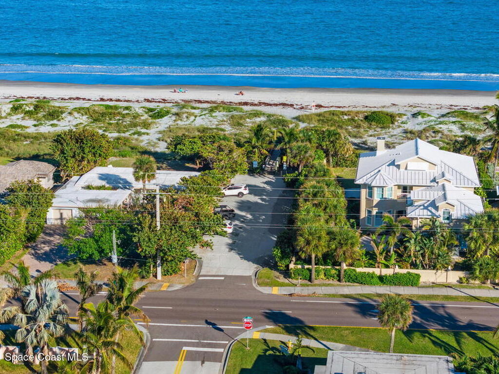550 S Brevard Avenue, Cocoa Beach, FL 32931