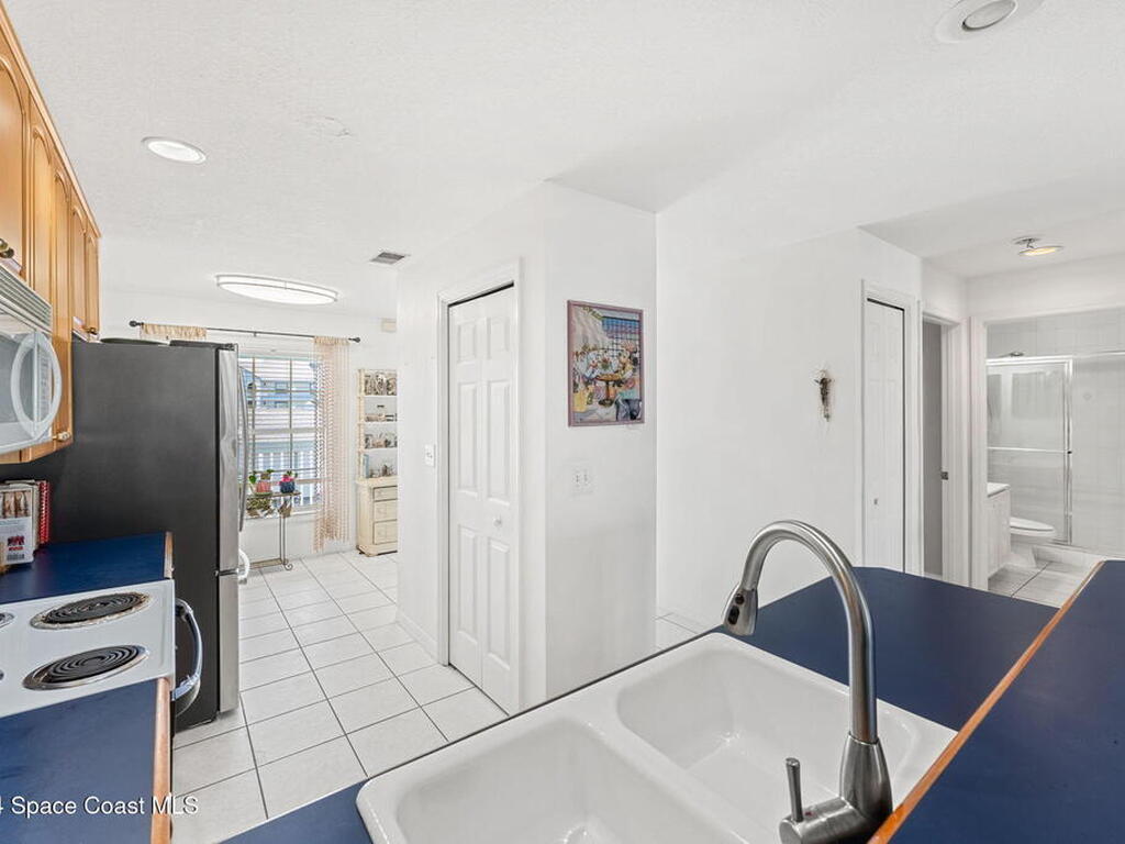 550 S Brevard Avenue, Cocoa Beach, FL 32931