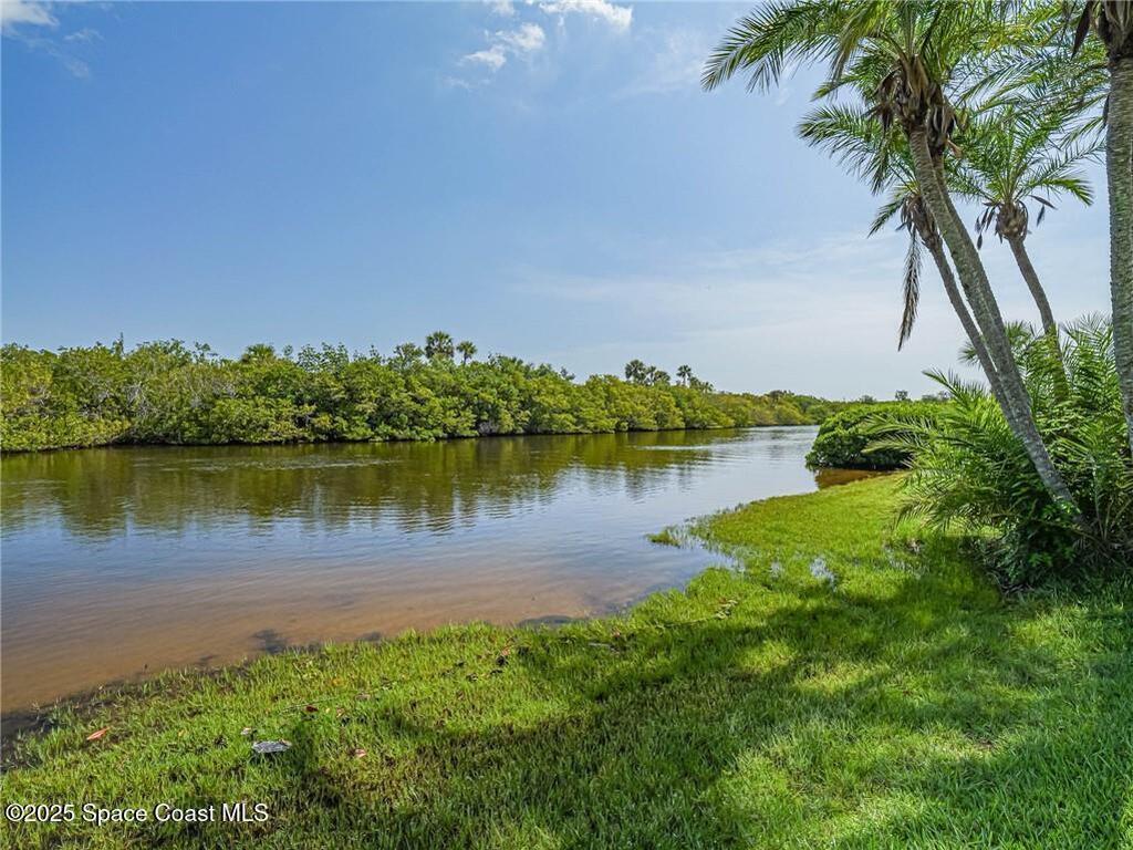 2800 Indian River Boulevard, Vero Beach, FL 32960